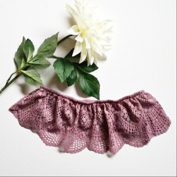 NWT Victorias Secret Bandeau Bralette Lavender Purple Flutter Lace Strapless XS - Picture 9 of 9